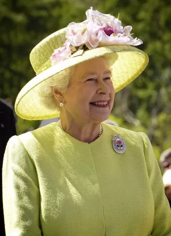 queen 63006 960 720 640 480